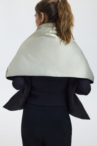 TOKYO SHAWL - METALLIC GOLD ( INSIDE CHARCOAL) REVERSIBLE