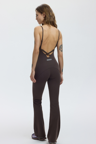 CRISS-CROSS JUMPSUIT - ESPRESSO MARTINI