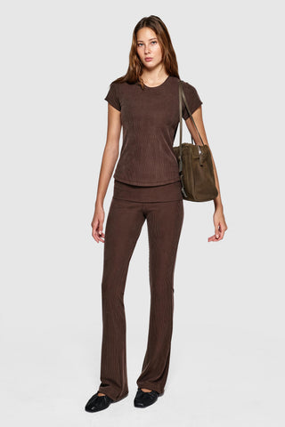 HOLD RIBBED BUILT-IN BRA T-SHIRT - TRUFFLE